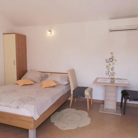 Apartment Marino *